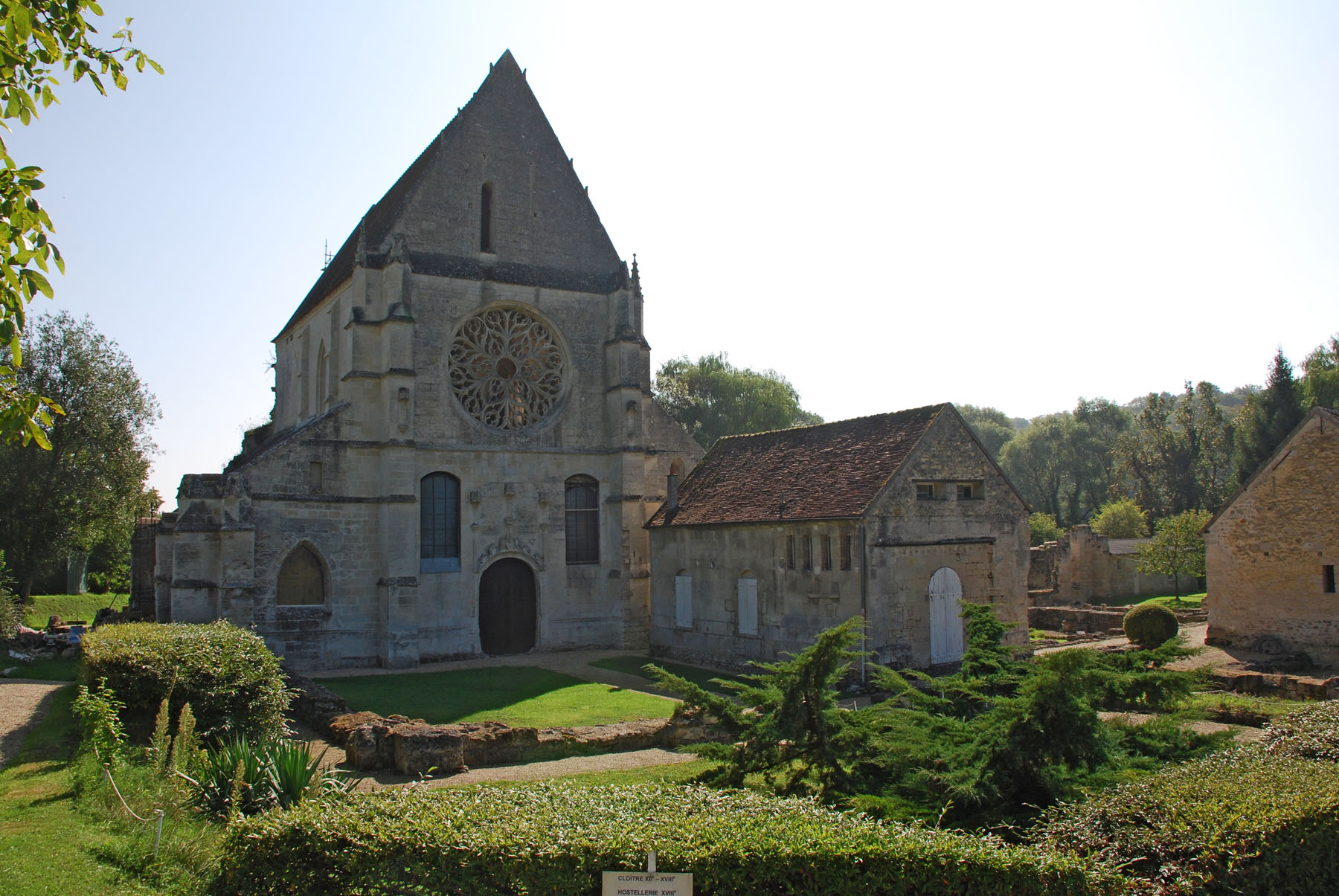 Abbey of Lieu Restauré, Vez